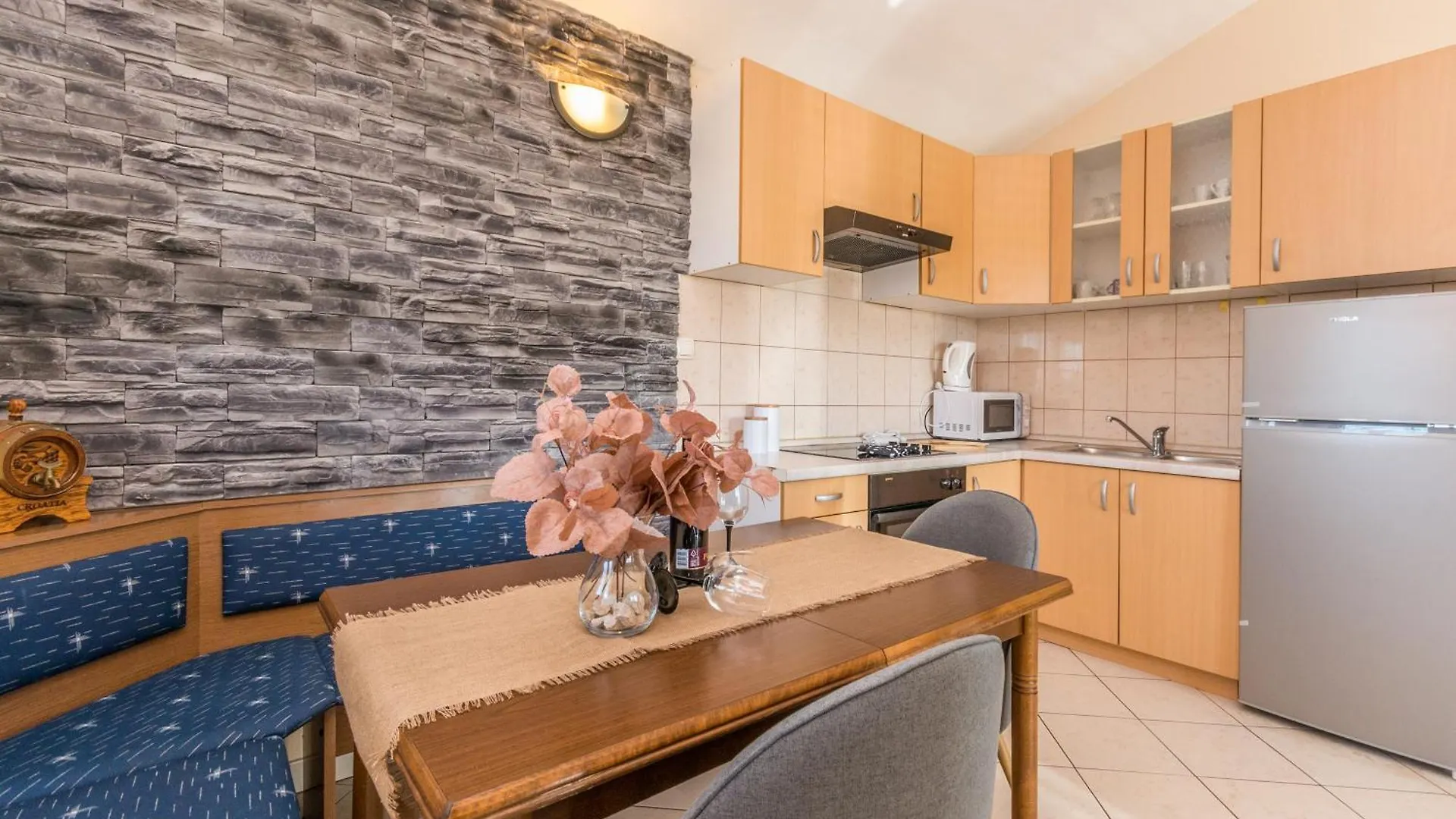 Apartments Grande Biograd Na Moru 0*,